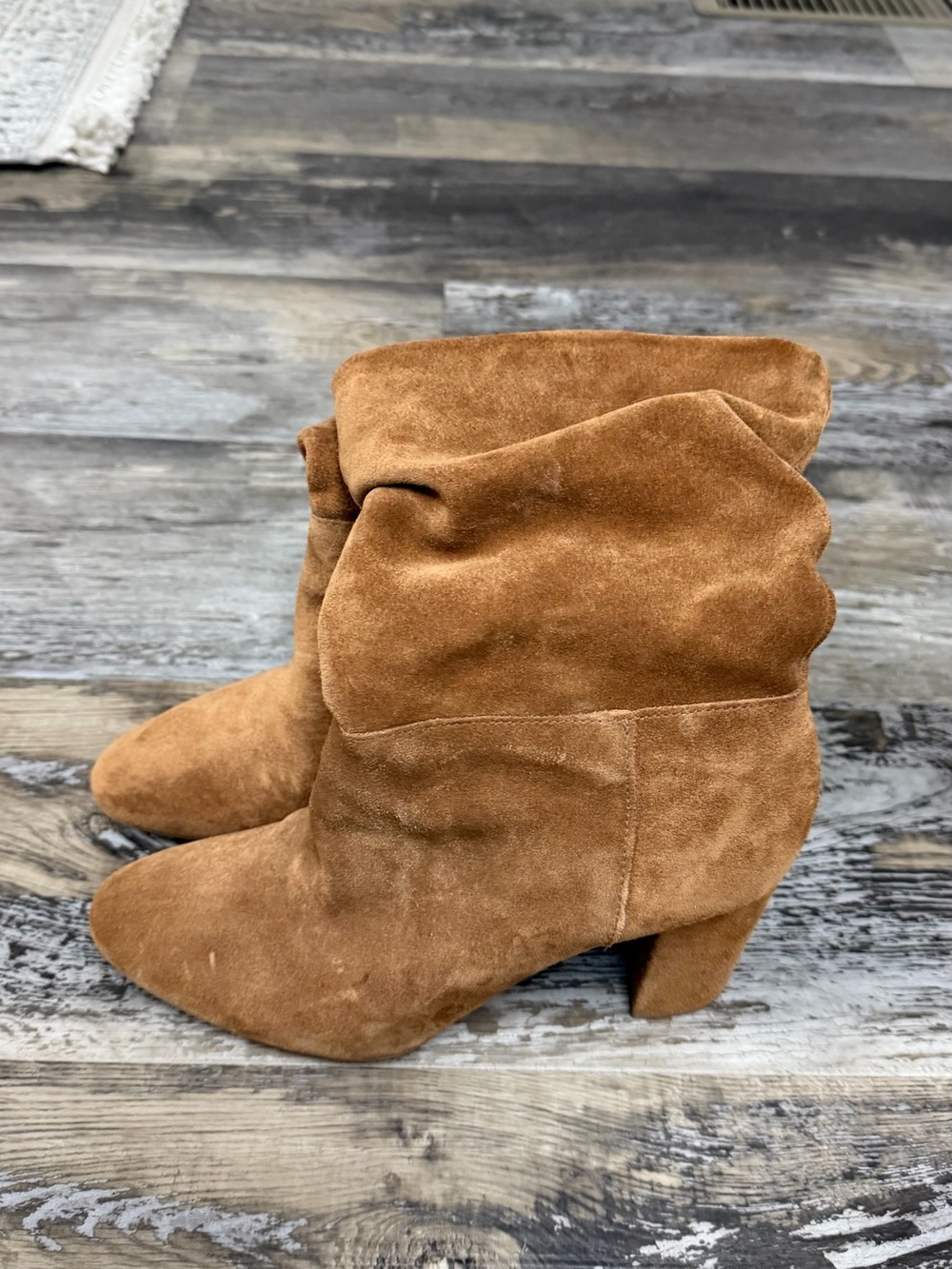 Women's Slouchy Suede Mid-Heel Boots in Brown